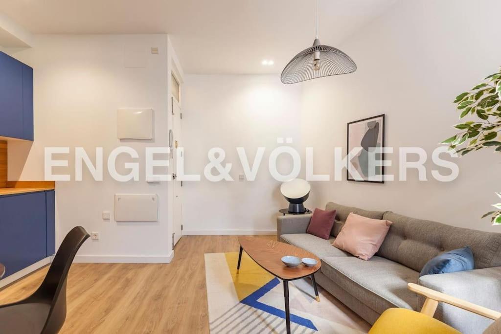 Moderno Apartamento En Pleno Centro มาดริด ภายนอก รูปภาพ